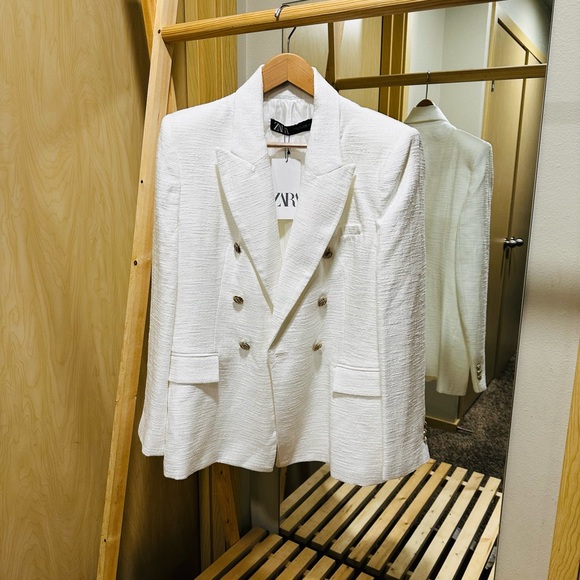 ZARA DOUBLE BREASTED TEXTURED BLAZER - Picture 8 of 11